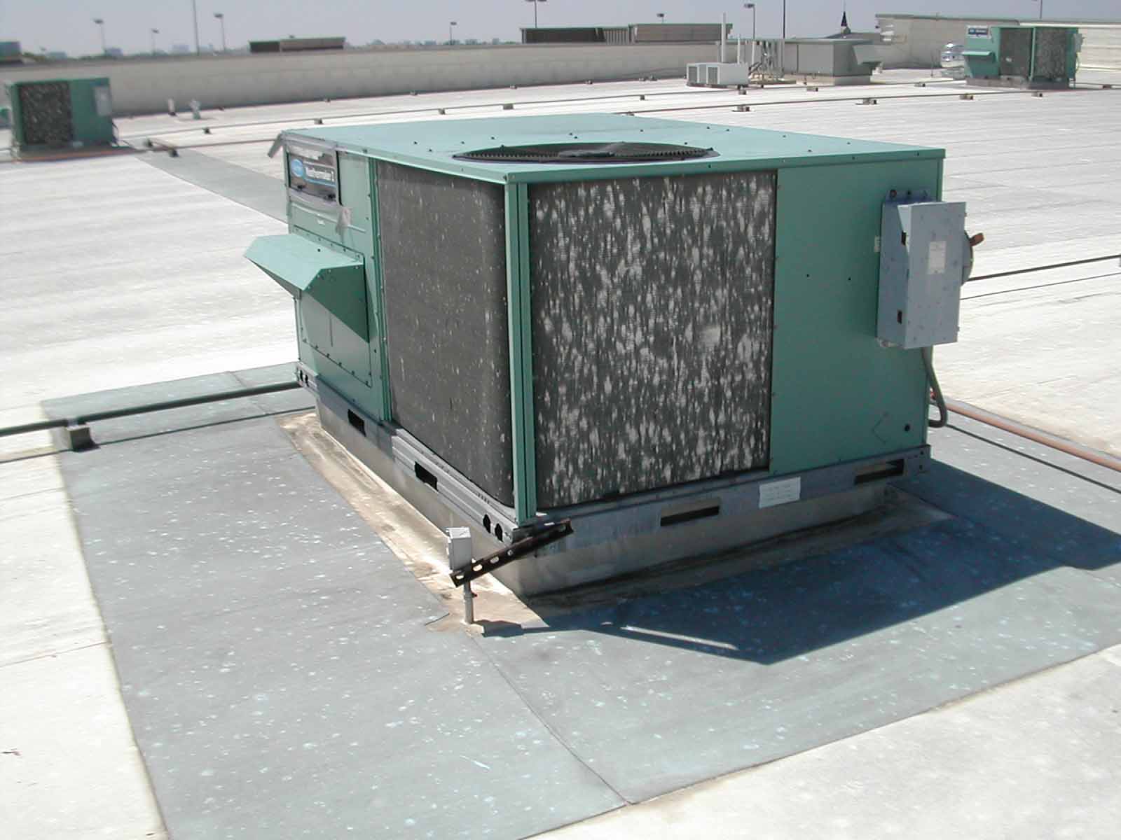 Preston/Parker - detail