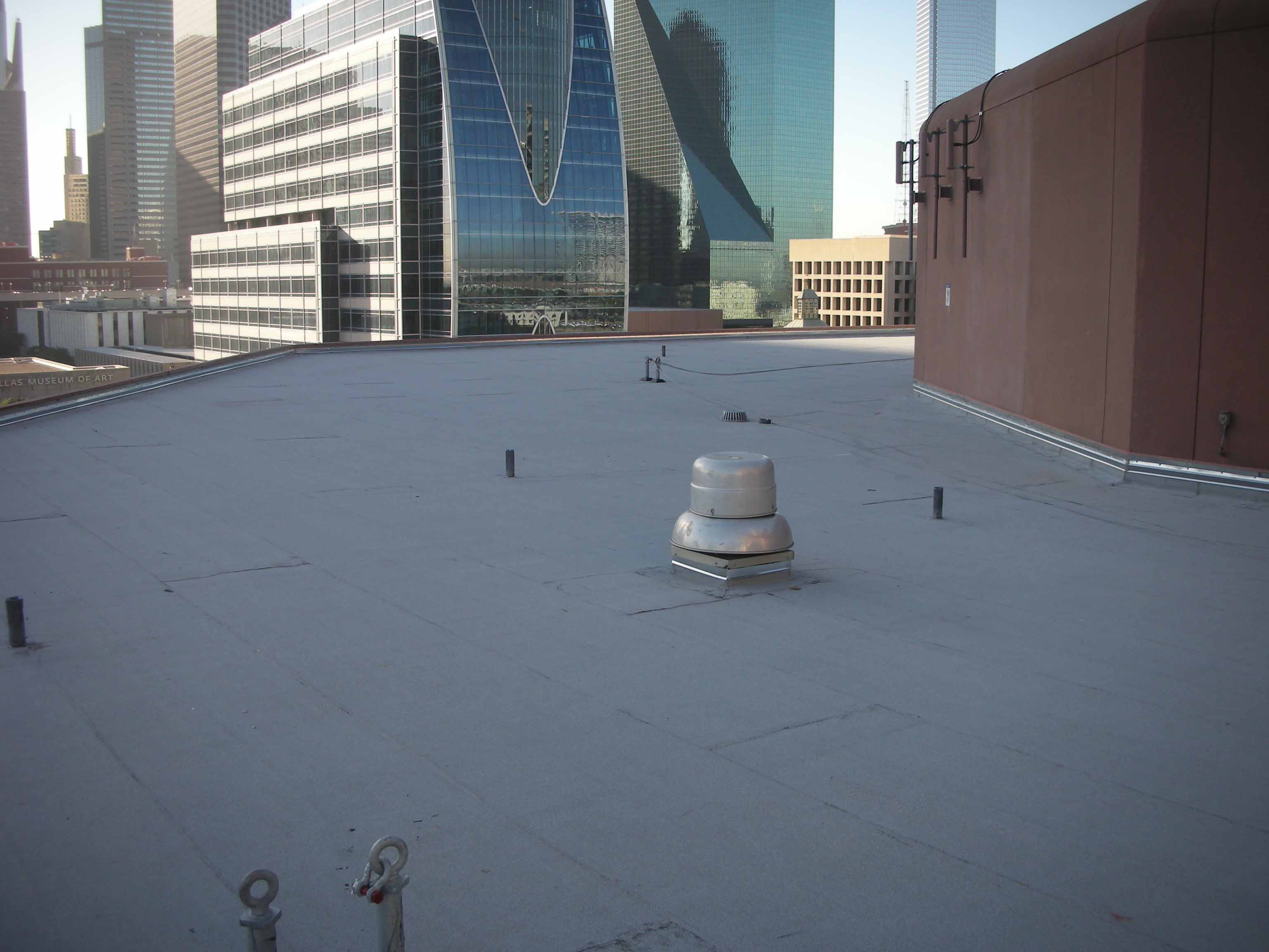 Commercial flat roof overlooking the Dallas skyline